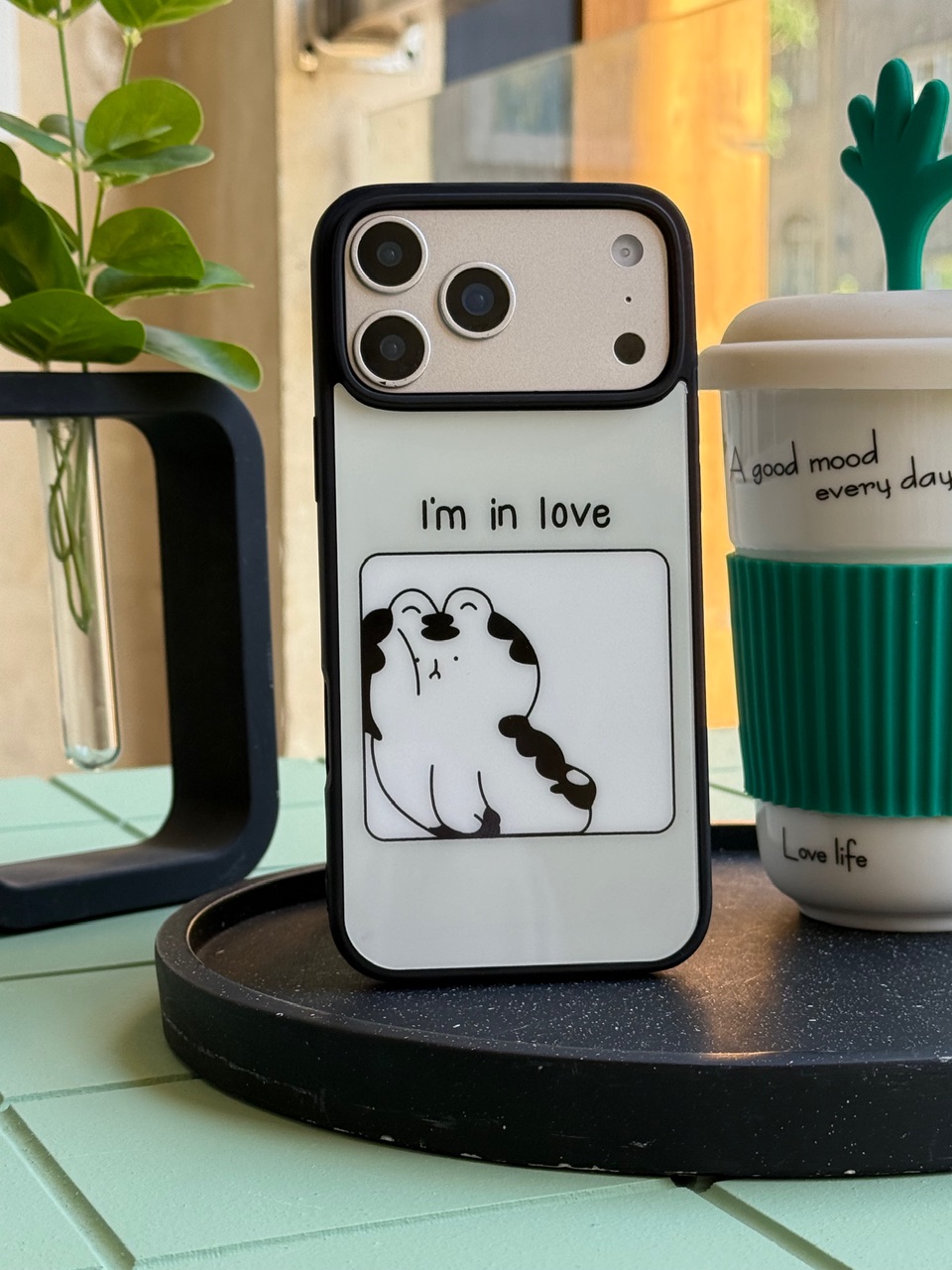 قاب I'm in love آیفون 16
